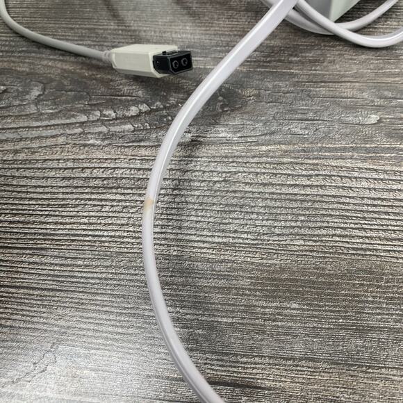 Genuine Nintendo Wii Power Supply RVL-002 Original OEM AC Adapter Tested - Picture 5 of 6